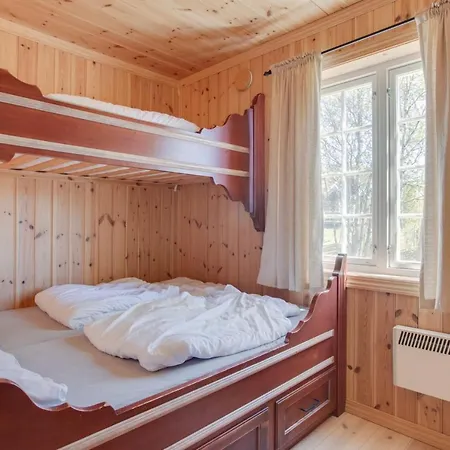 Holiday home Mugnablikk *